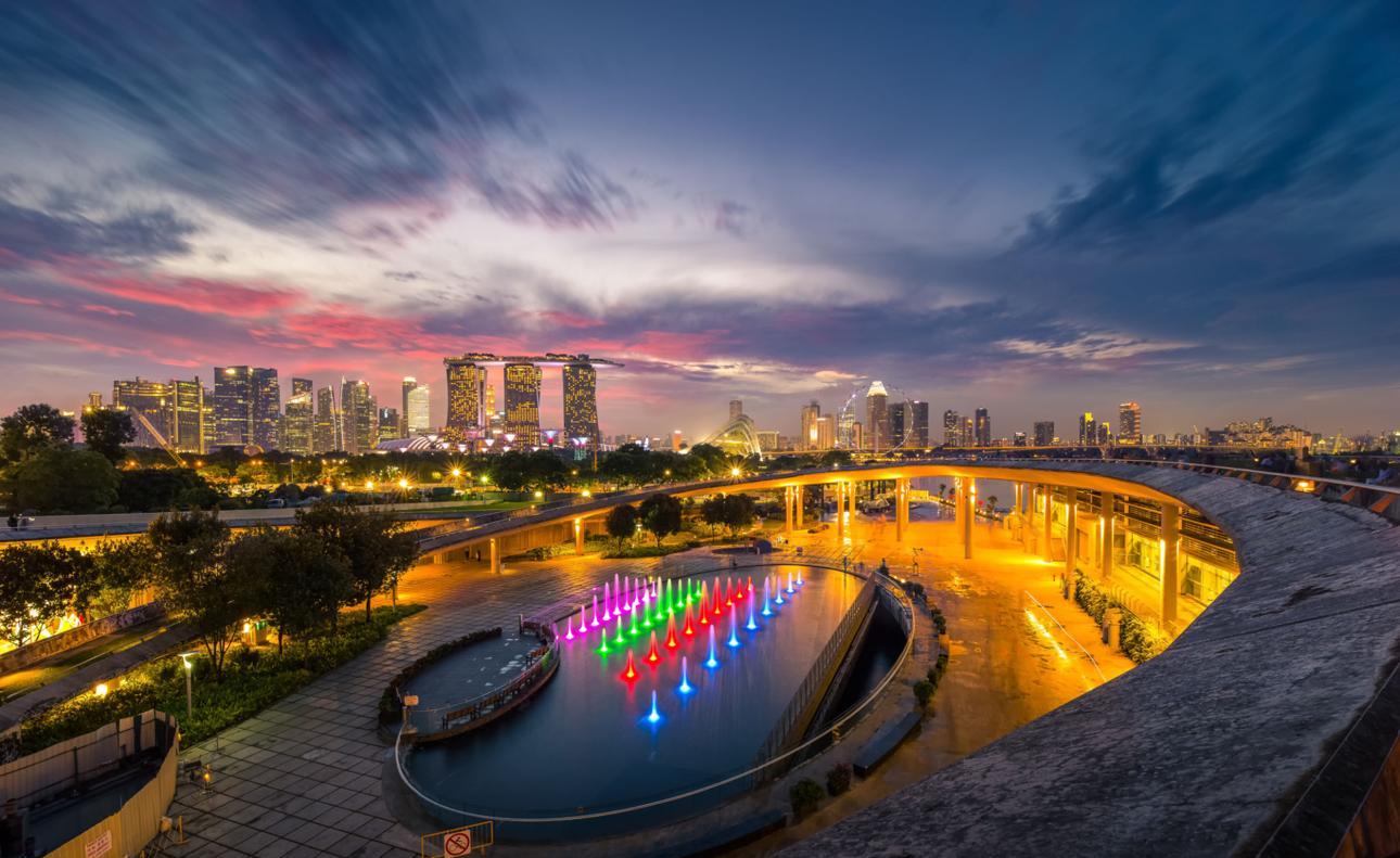 Singapore Marina Barrage at night
